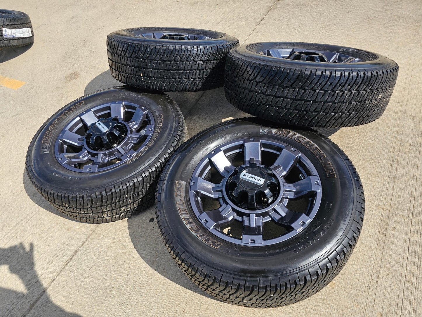 20" Ford F-250 F-350 OEM gray Lariat 10485 10296 wheels rims MICHELIN