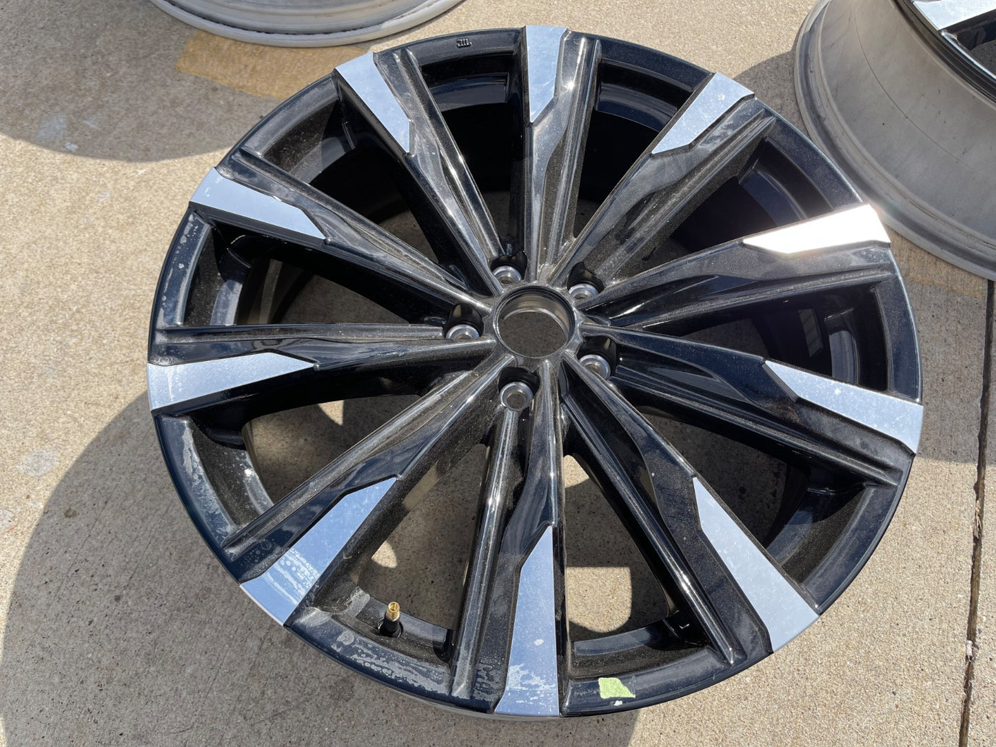 21" Toyota Crown Signia OEM 75332 wheel rim Camry Lexus 2023 2024 2025 2026
