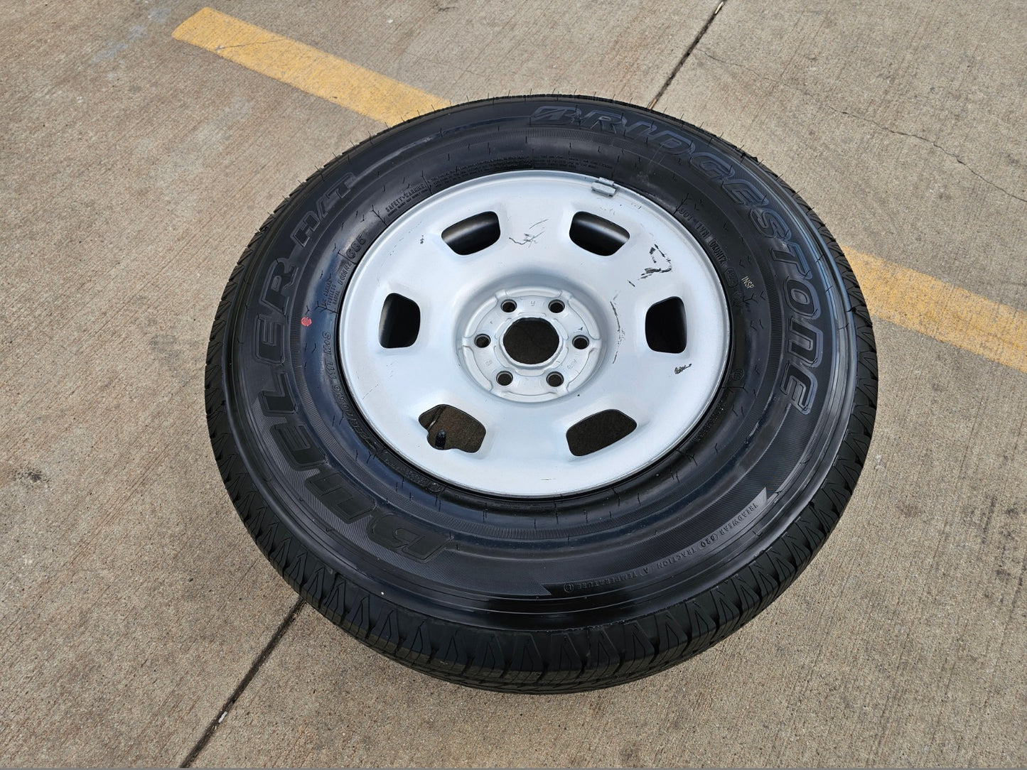 16" Chevy Colorado Z71 GMC Canyon OEM 8109 wheel rim tire spare