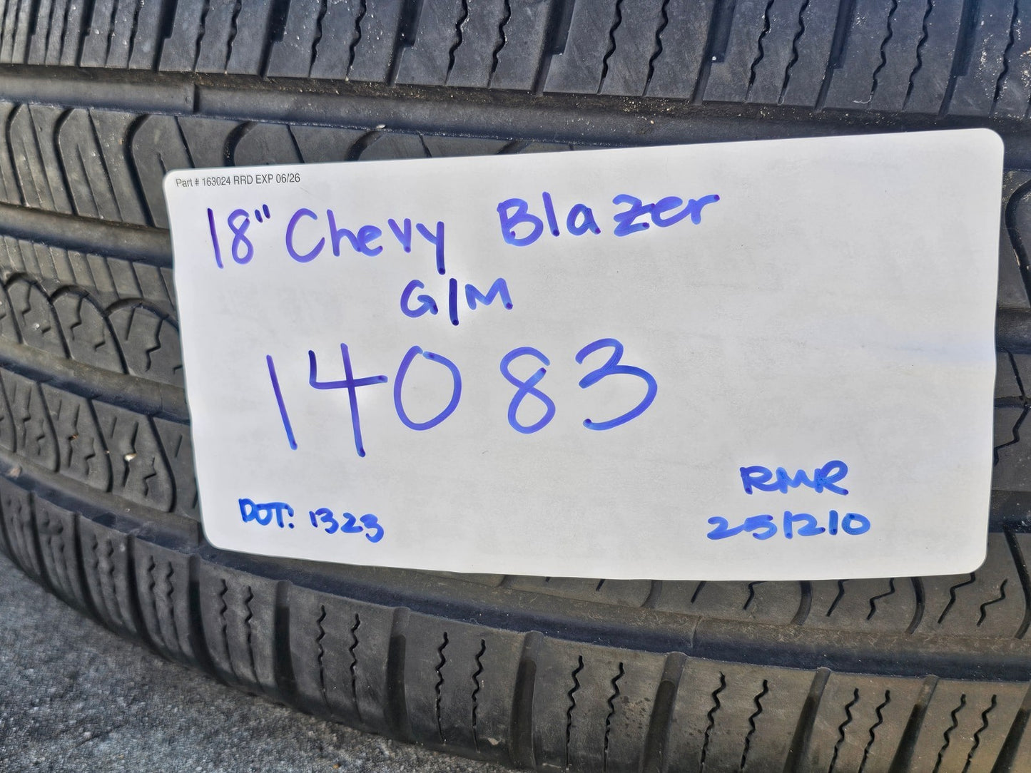 18" Chevy Blazer Traverse GMC Acadia OEM 14083 wheels rims tires PIRELLI