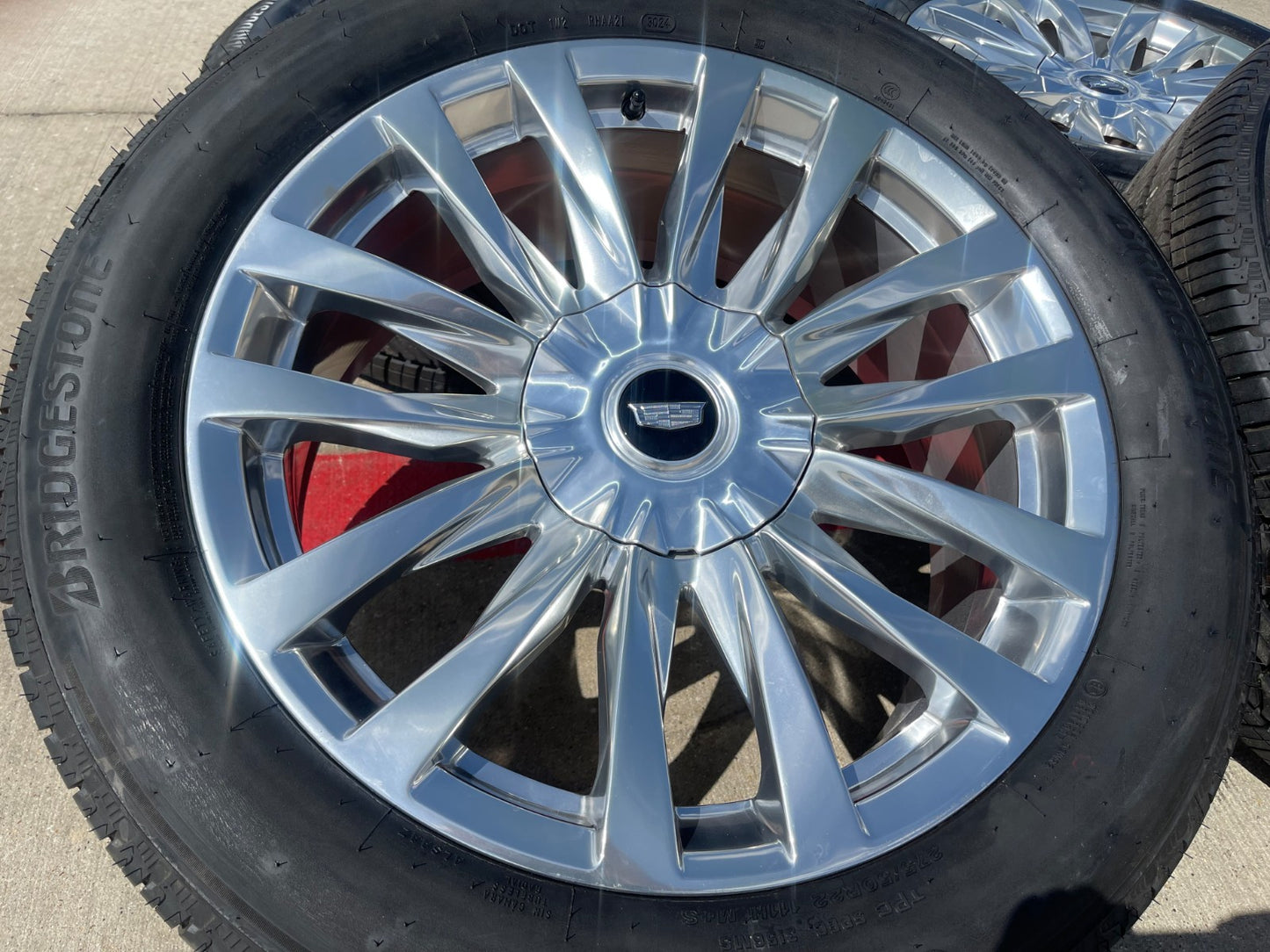 22" Cadillac Escalade Platinum OEM wheels rims 95026 4873 tires SET NEW