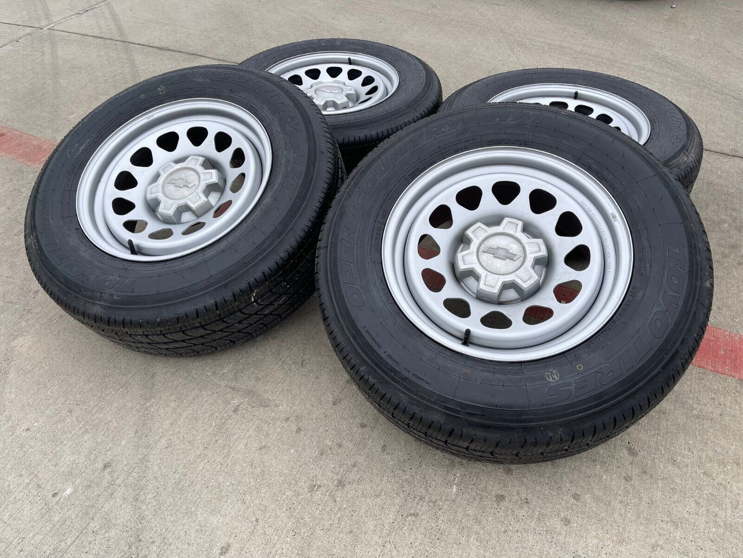 17" Chevy Silverado OEM wheels rims Tahoe Colorado 8130 GMC Canyon 2024 2025 NEW
