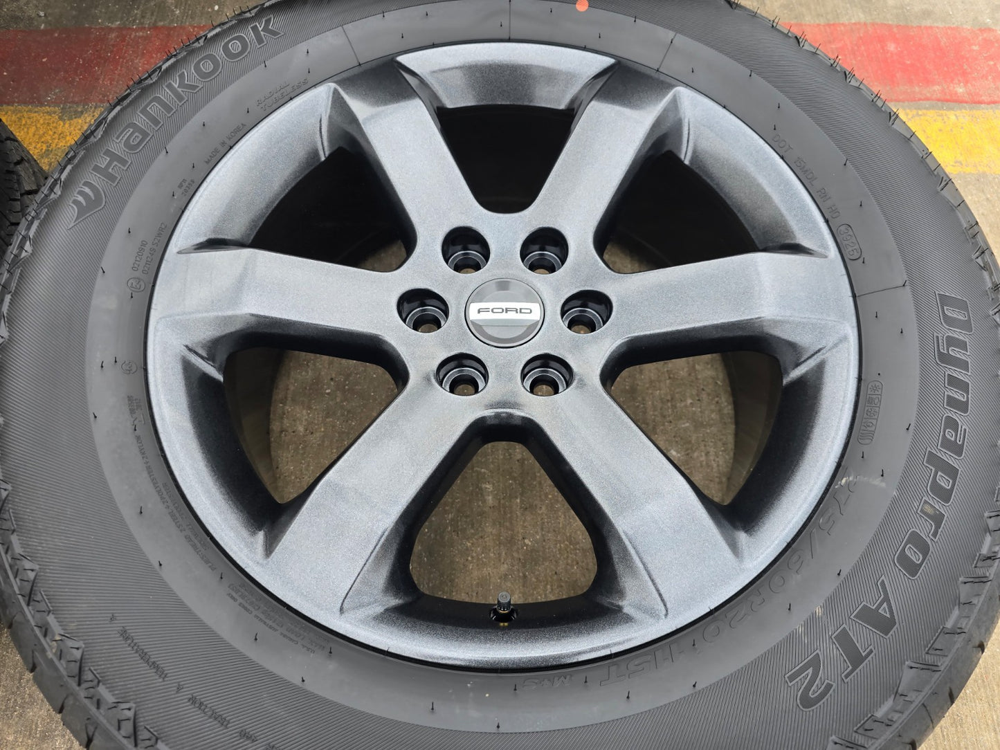 20" Ford F-150 OEM rims wheels GRAY 10347 Expedition HANKOOK A/T2 NEW
