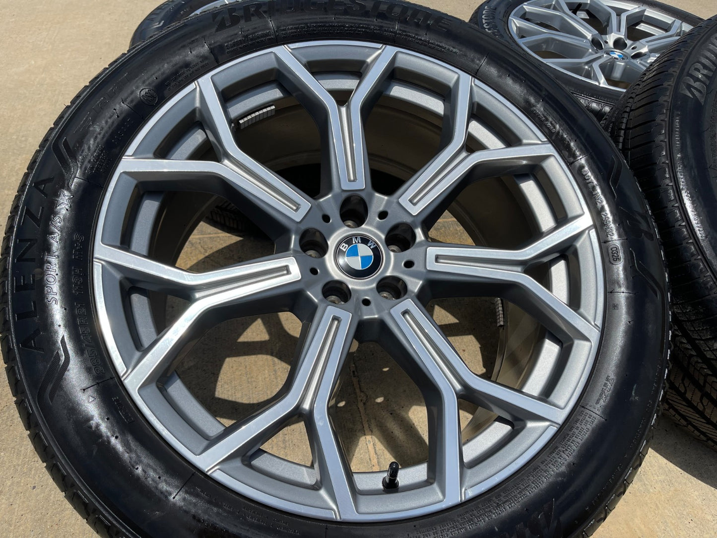 21" BMW X6 X7 OEM 86533 96409 Series 753 wheels rims tires BRIDGESTONE