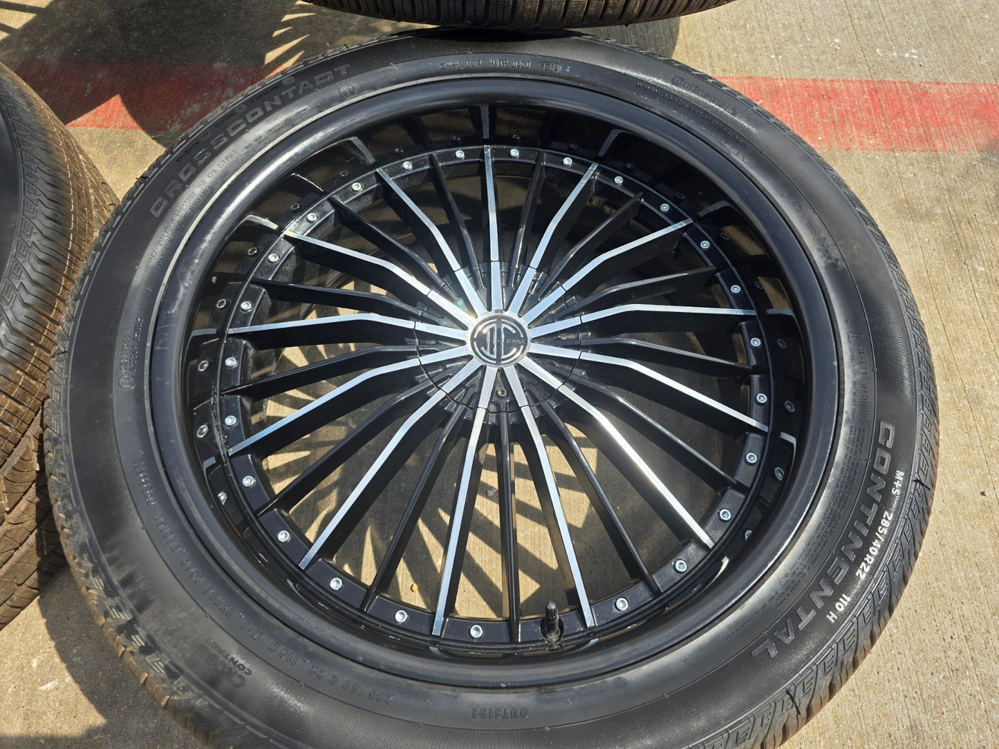 22" 22x9 2Crave N26 Jeep Grand Cherokee L Dodge Durango wheels rims tires