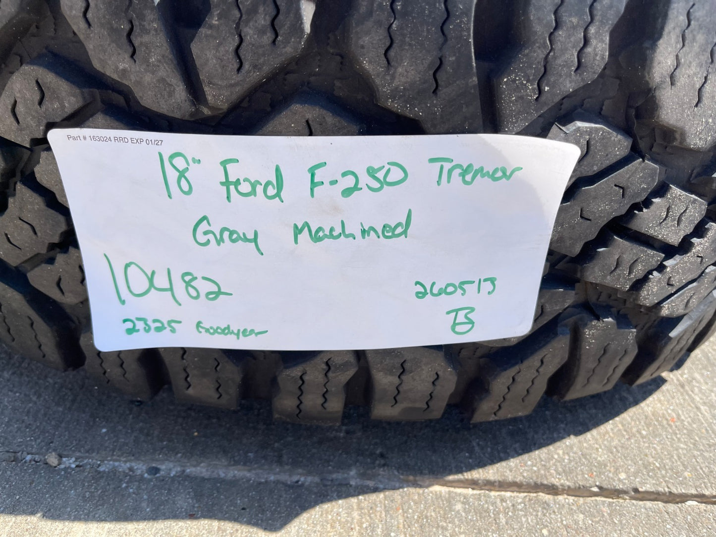 18" Ford F-250 F-350 OEM TREMOR rims wheels 10482 tires DURATRAC R/T 35"