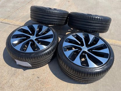 21" Lucid Air Grand Touring OEM 95542 95543 wheels rims black tires PIRELLI NEW