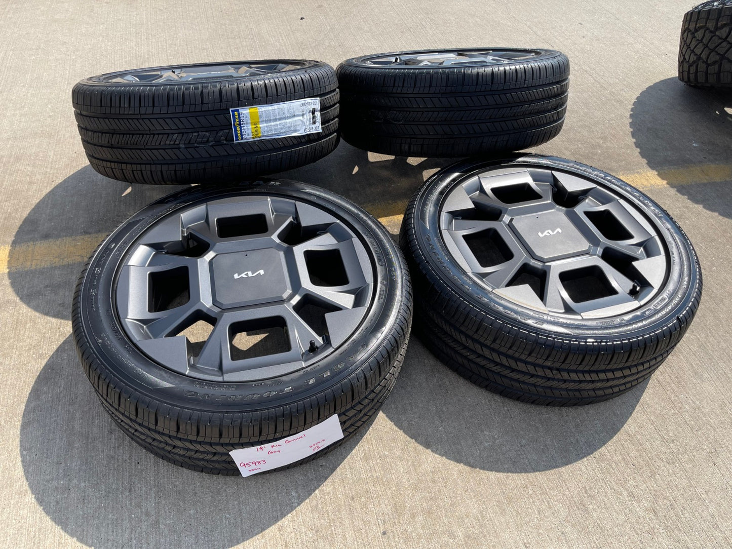 19" Kia K4 K5 OEM wheels rims 95983 Carnival Sonata Stinger Forte 2024 2025 NEW