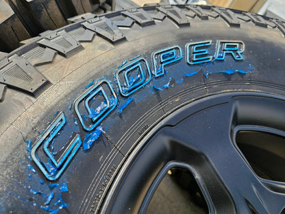 17" Jeep Gladiator RUBICON OEM wheels rims black Wrangler 9236 NEW COOPER 35"