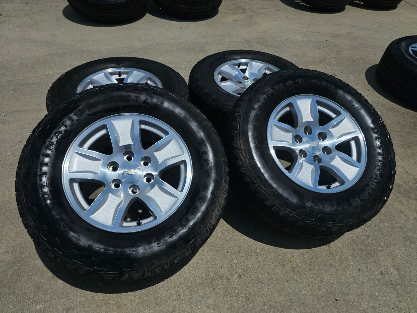 17" Chevy Silverado GMC Sierra OEM wheels rims 5657 Canyon Colorado SET