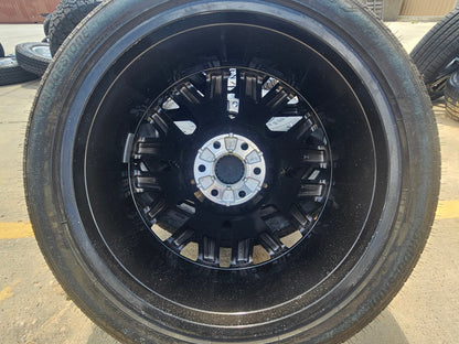 (1) 24" GMC Yukon Sierra DENALI OEM wheel rim tire 2022 2023 2024 2025 2026 2027