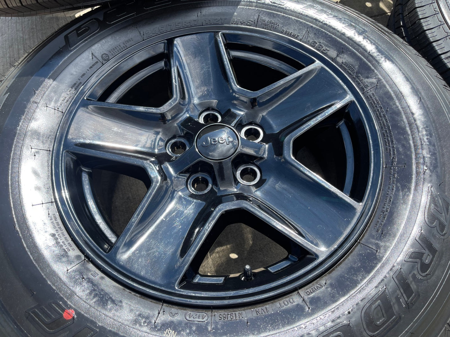 17" Jeep Wrangler Gladiator BLACK OEM wheels rims 9235 tires BRIDGESTONE NEW