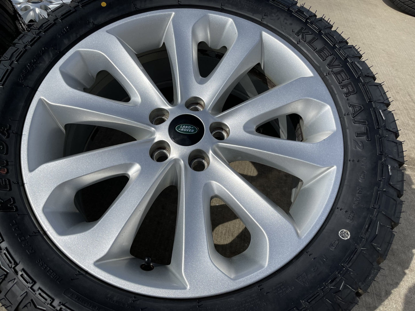 20" Range Rover OEM 72245 wheels rims Land Defender tires NEW KENDA
