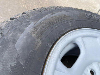 17" Chevy Silverado GMC Sierra 2500 OEM 8095 wheel rim tire Yokohama GEOLANDER