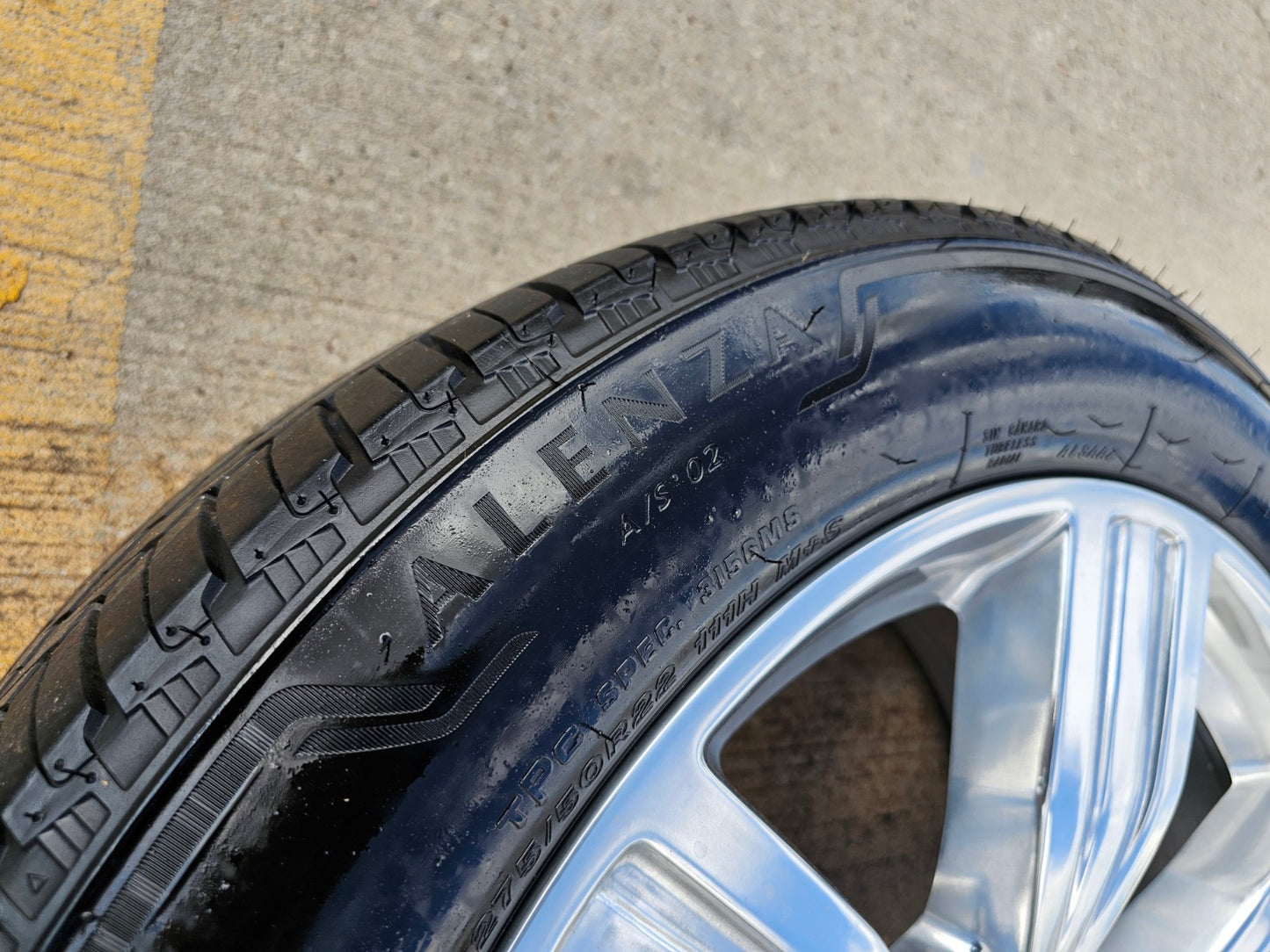22" Ford F-150 LIMITED LARIAT OEM rim wheel 10442 Expedition BRIDGESTONE spare