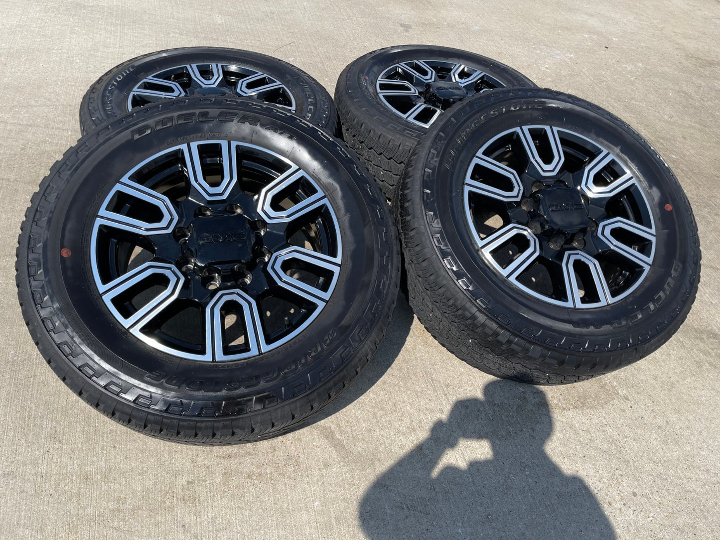 20" GMC Sierra AT4 2500 3500 OEM wheels rims 5950 Silverado 2021 2023 2024 2025