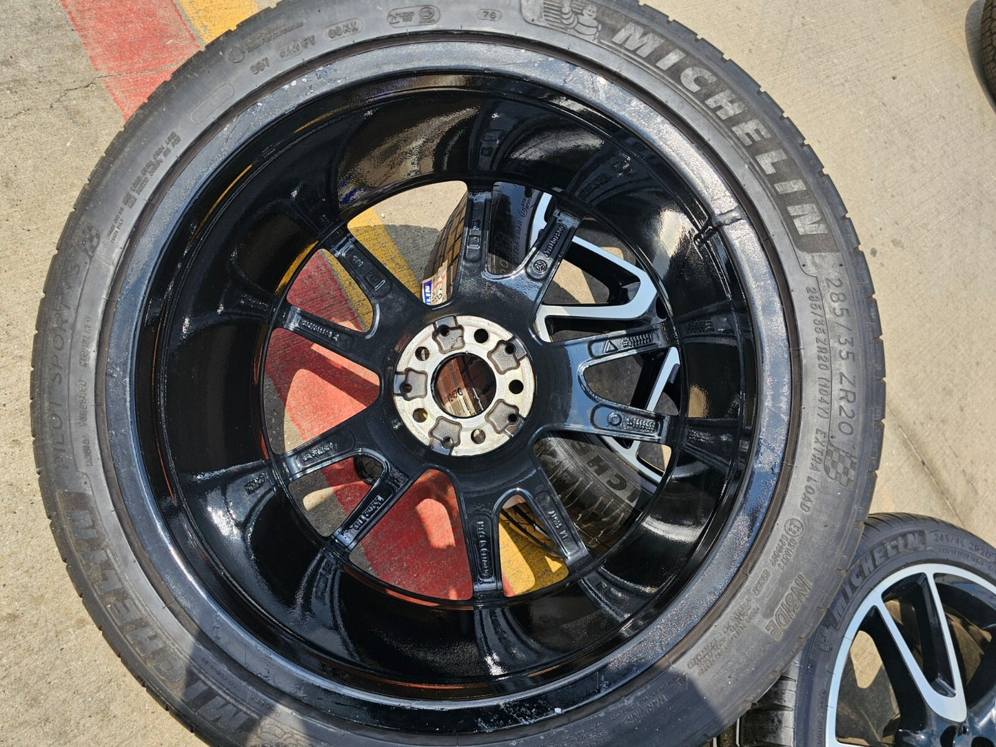 20" Mercedes E43 E53 E400 AMG S580 S65 S63 OEM 85543 85544 wheels rims MICHELIN