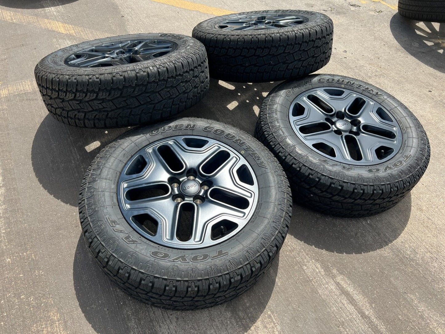 17" Jeep Cherokee wheels OEM rims Compass Renegade 9199 black A/T tires