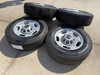 17" Chevy Silverado GMC Sierra 2500 3500 OEM 8095 wheels COOPER H/T3