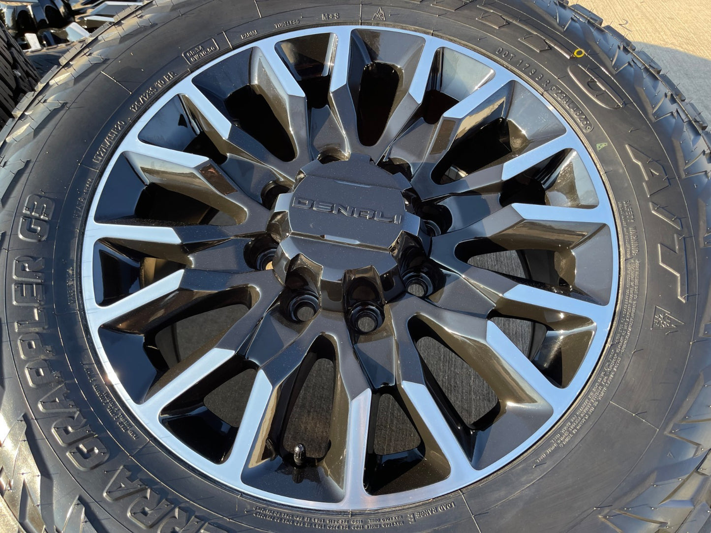20" GMC Sierra Chevy Silverado 2500 3500 OEM Replica wheels rims NITRO 34" NEW