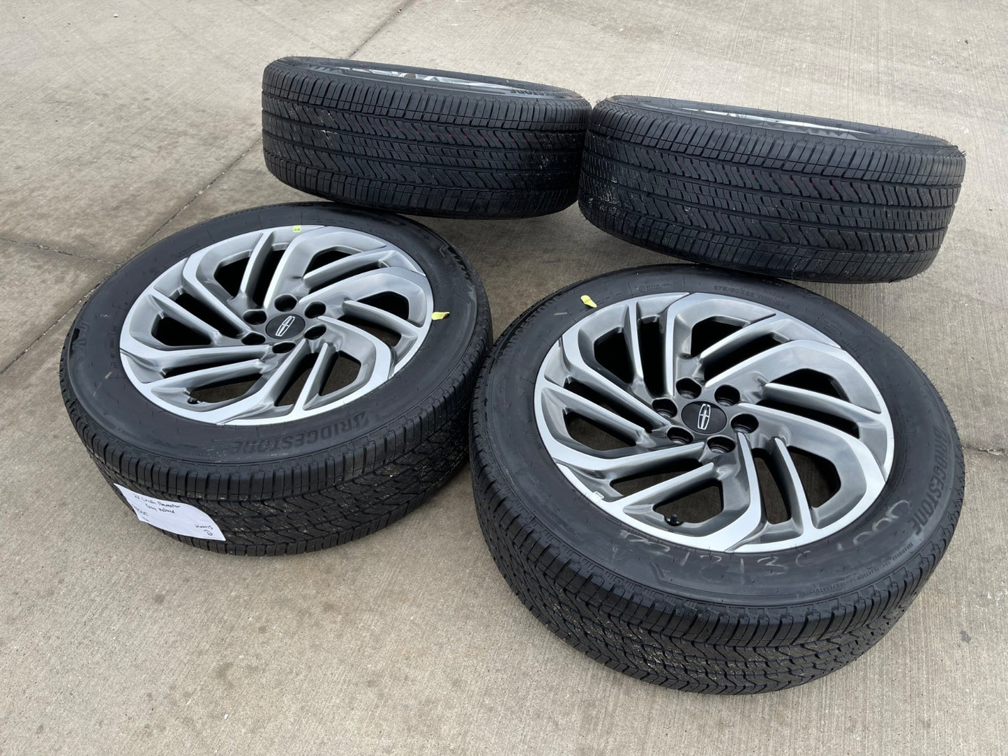 22" Lincoln Navigator OEM 94225 rims wheels BLACK LABEL BRIDGESTONE NEW