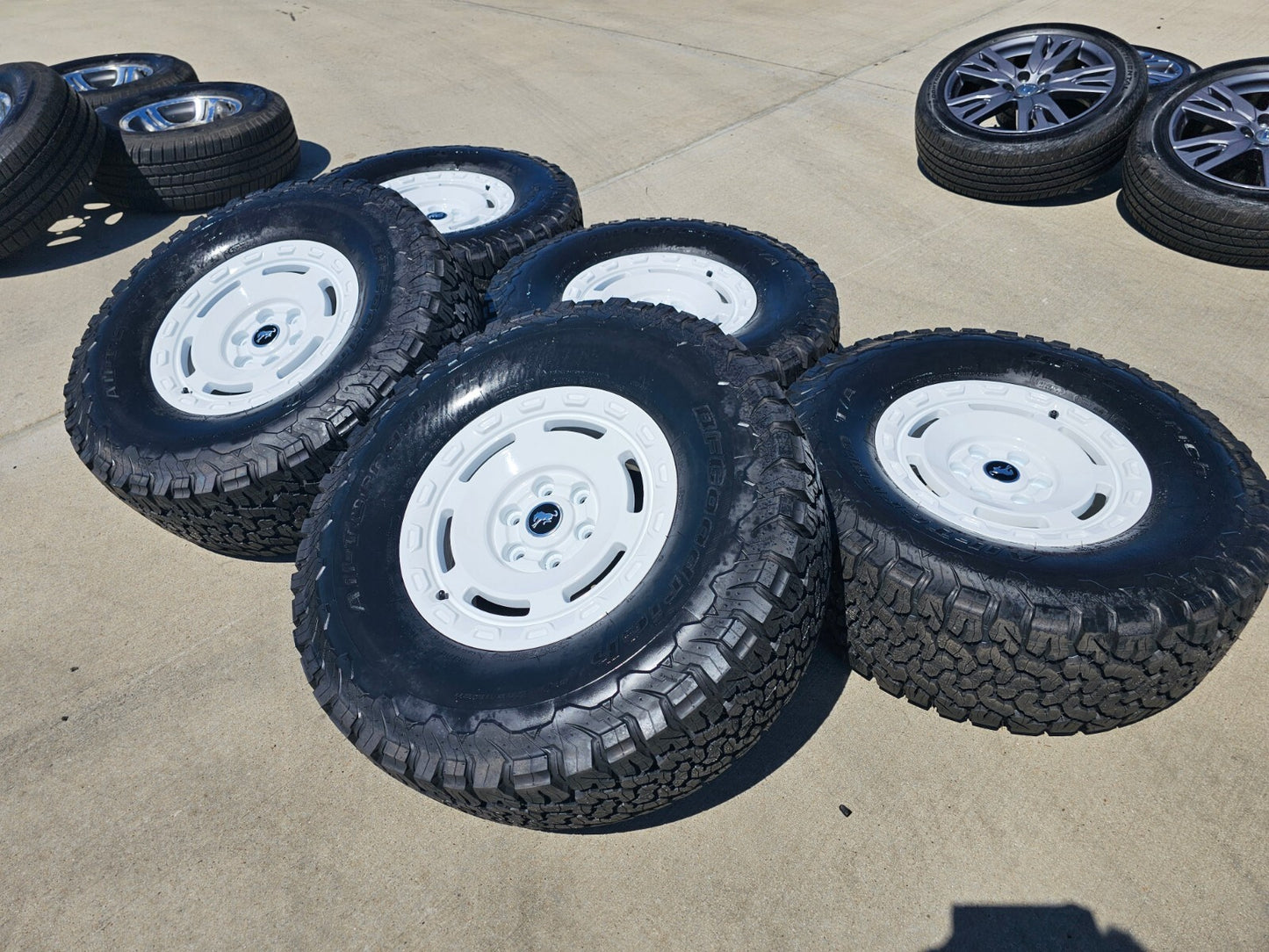 17" Ford Bronco HERITAGE SASQUATCH OEM 10463 wheels rims white 35" BFG NEW