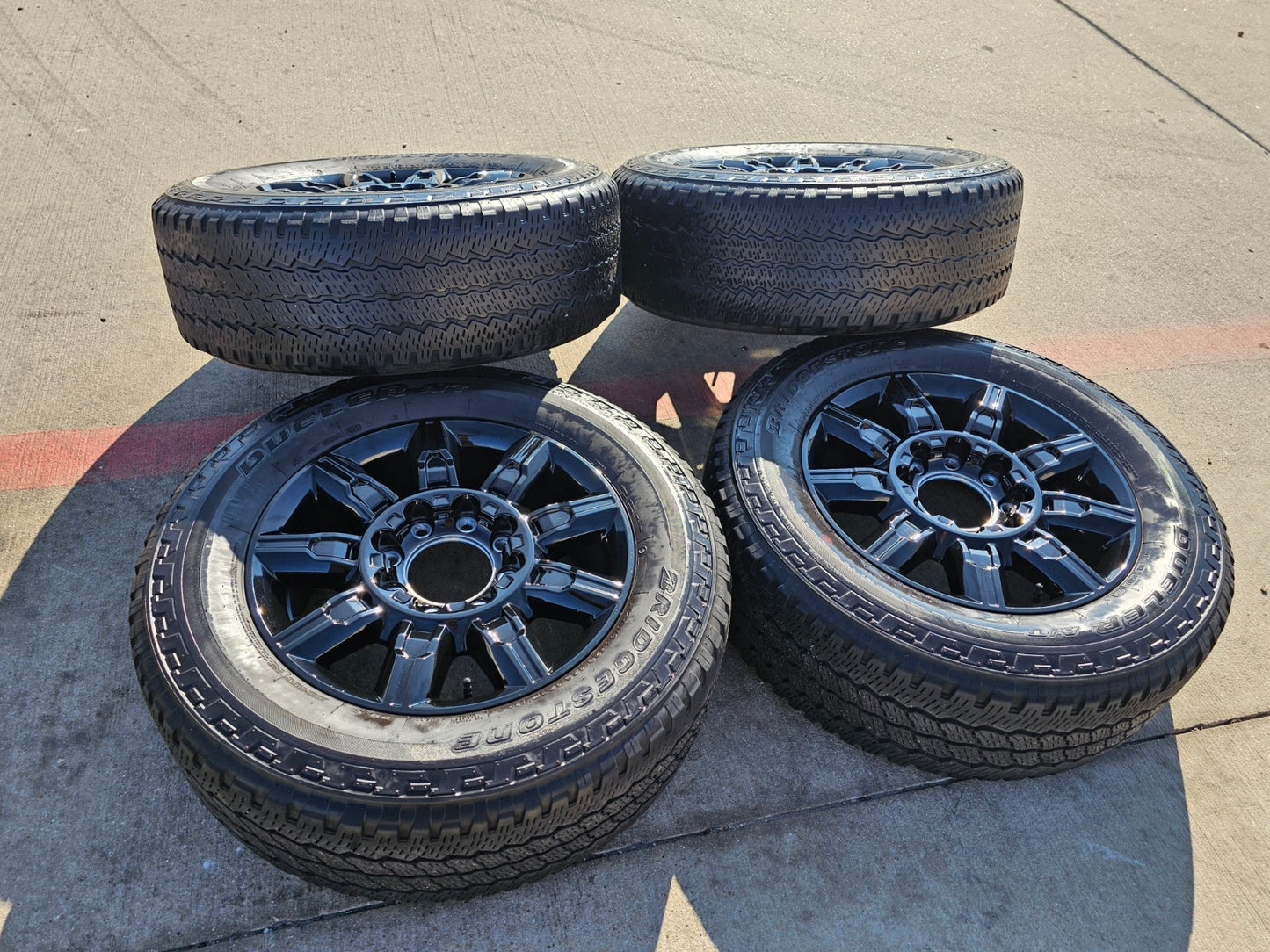 20" GMC Sierra DENALI 2500 3500 OEM 14137 5963 wheels rims Silverado tires A/T