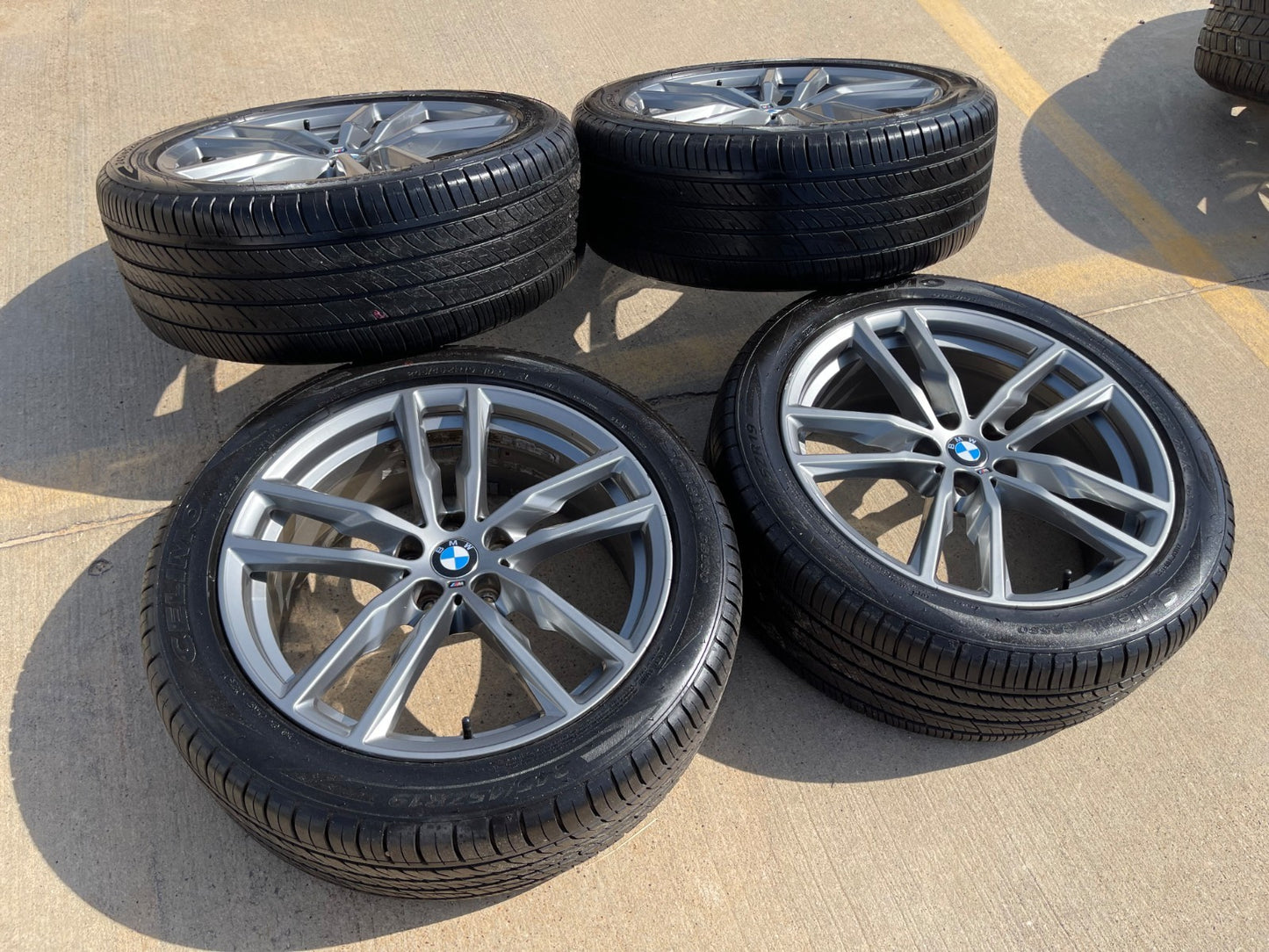 19" BMW X1 X2 X3 X4 OEM 86350 Series 698M SET wheels rims tires