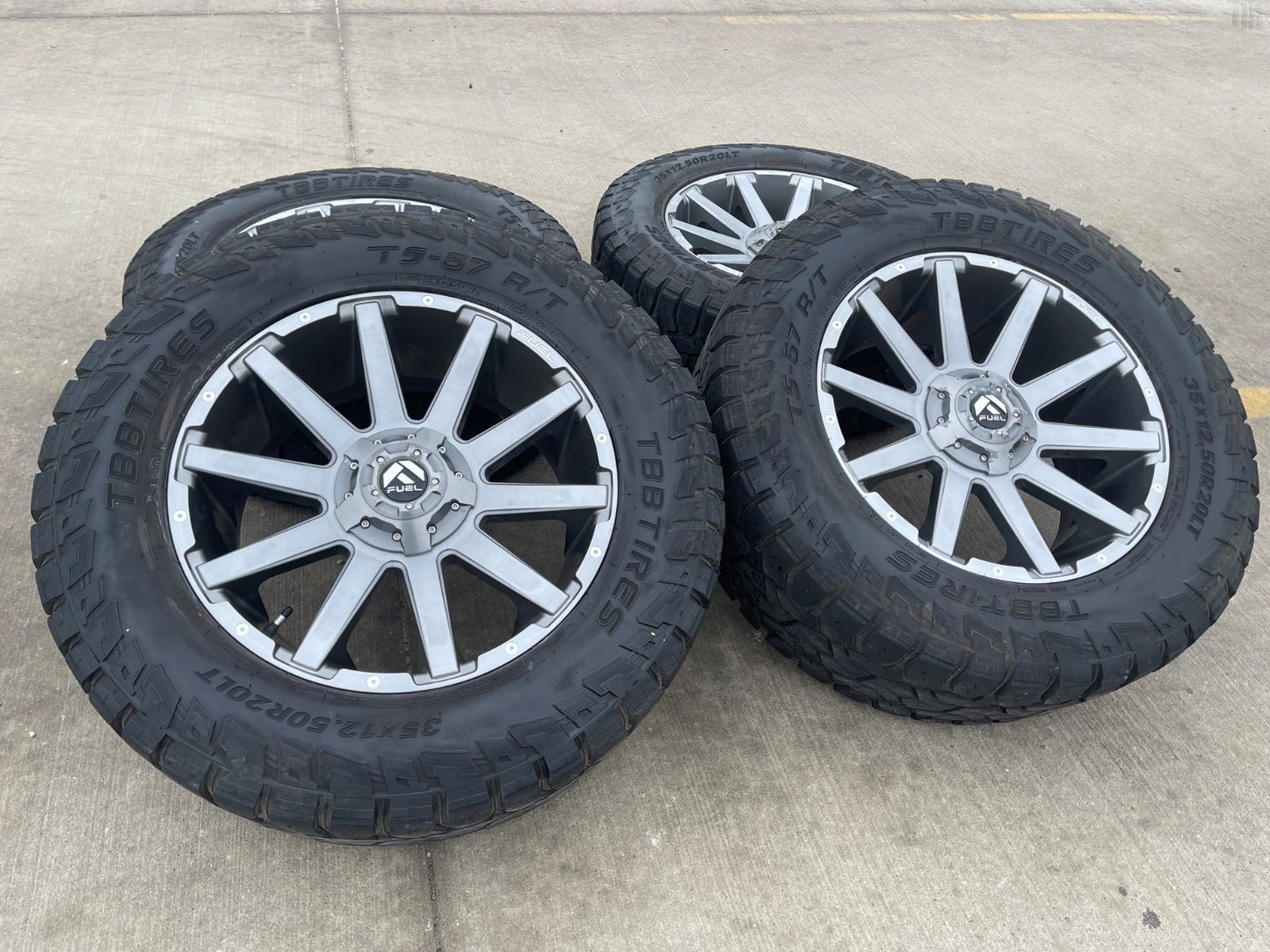 20x9 FUEL Contra D714 Silverado Ford F-150 RAM wheels rims 6x139 6x135