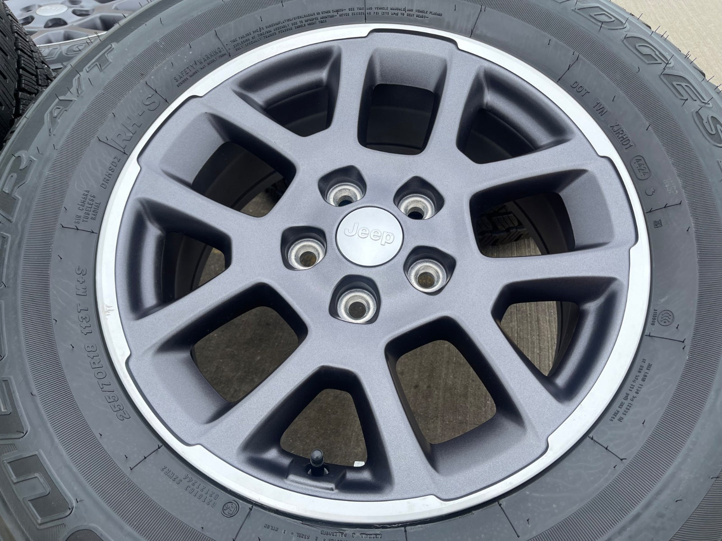 18" Jeep Gladiator Overland OEM wheels rims Wrangler 9241 tires BRIDGESTONE A/T