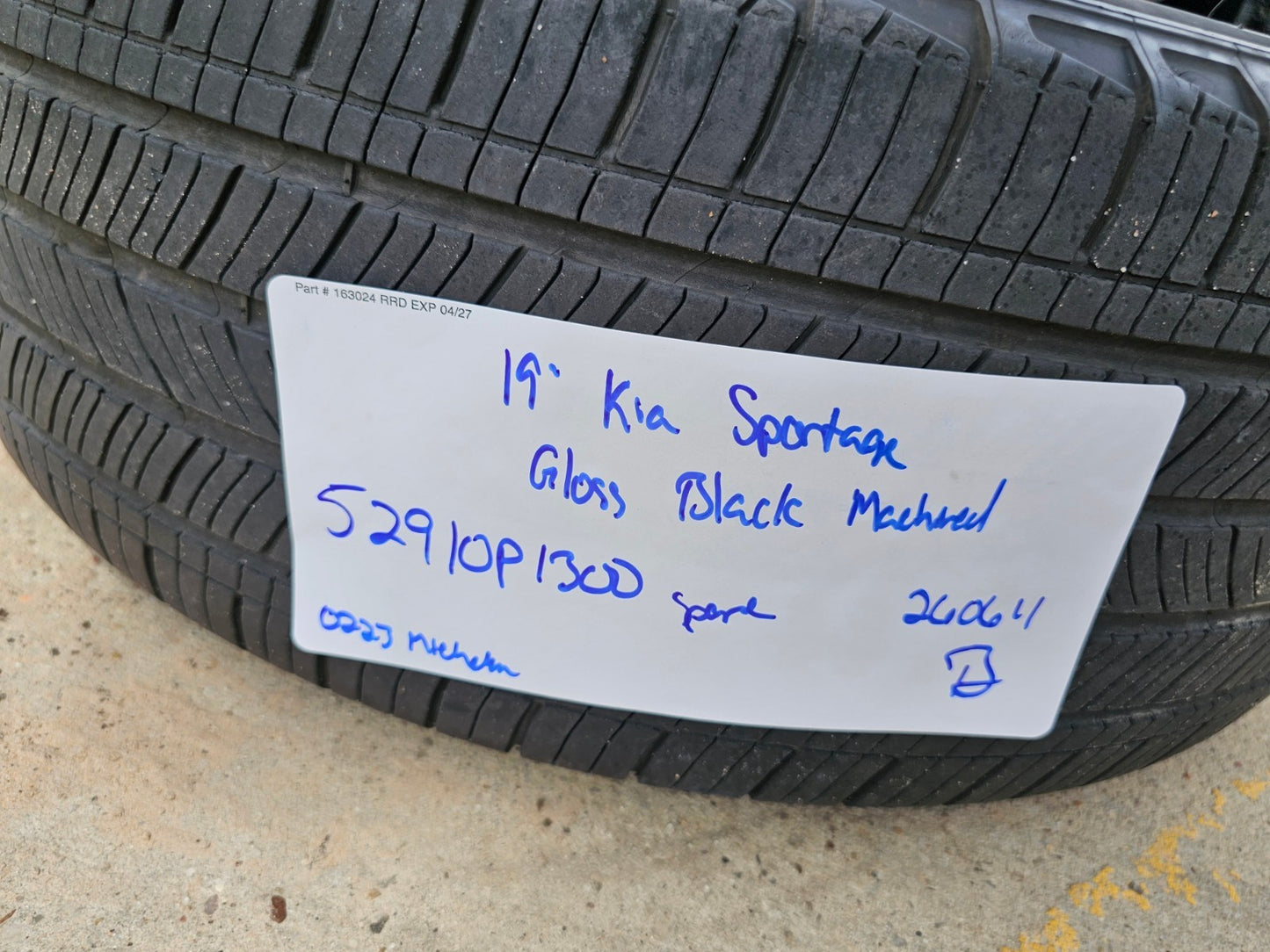 (1) 19" Kia Sportage Sorento Carnival OEM 74643 wheel rim spare 2024 2025 2026