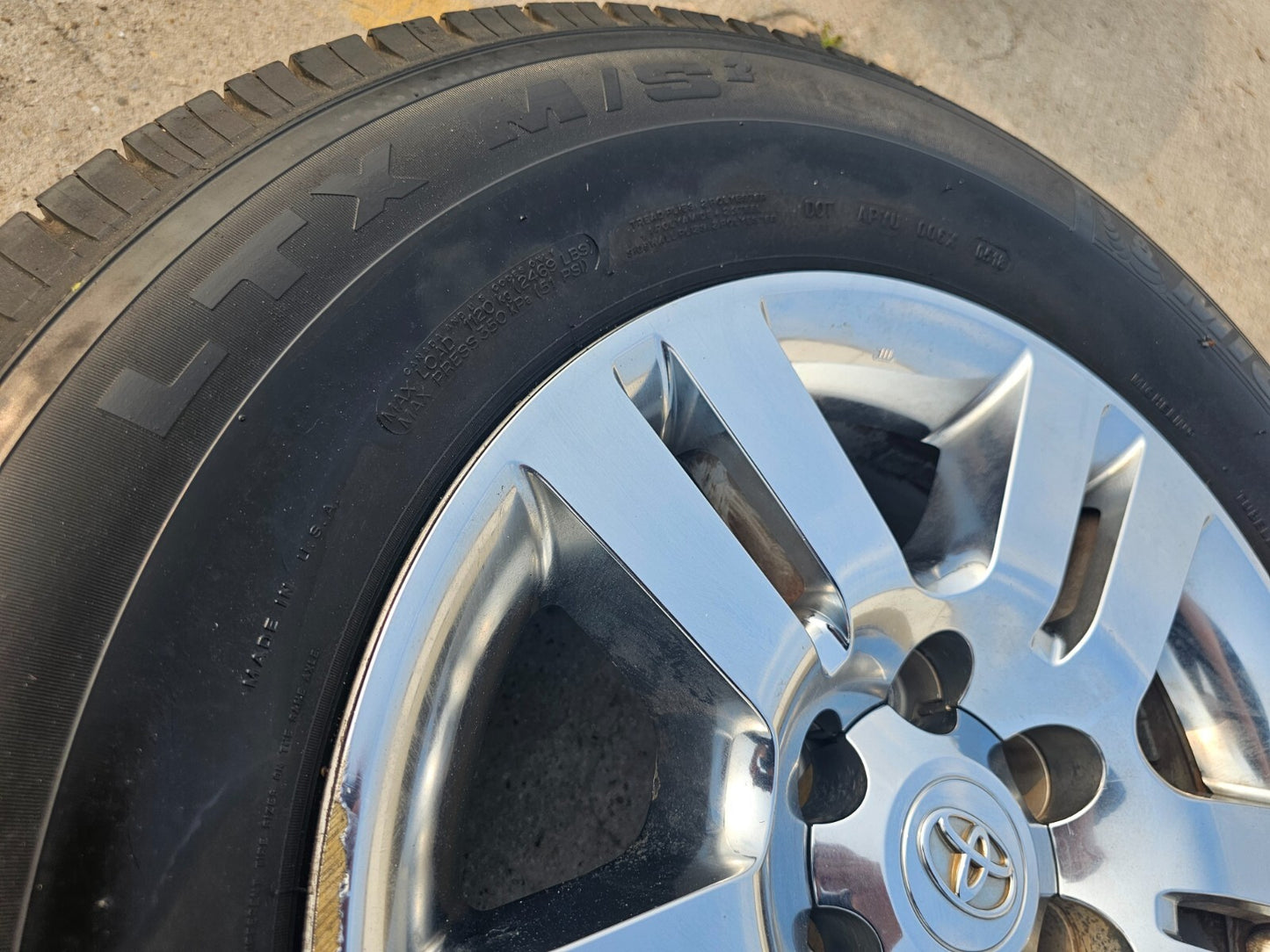 18" Toyota Tacoma 4Runner OEM wheel rim spare 69606 FJ 2013 2014 2015