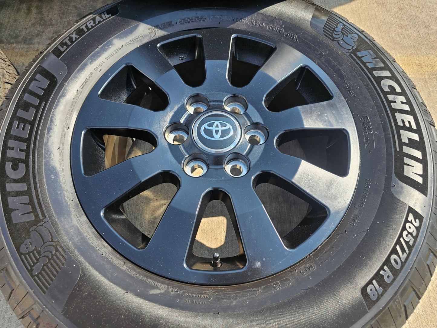 18" Toyota Land Cruiser OEM TRD black wheels rims 95952 Tundra Sequoia