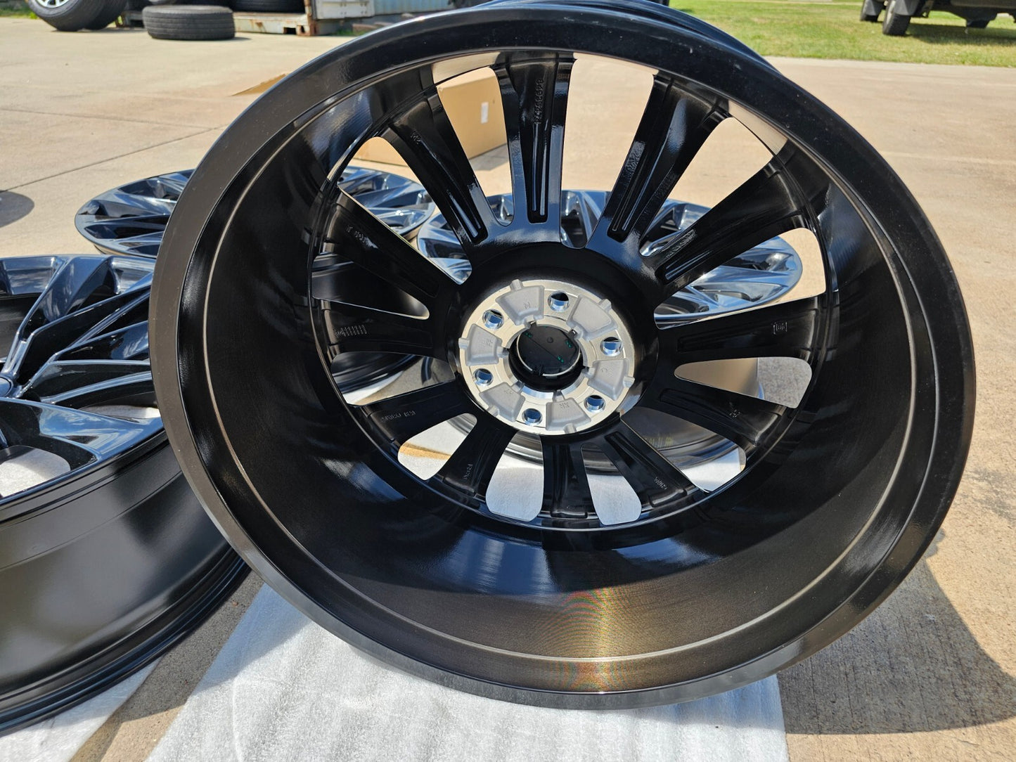 24" Cadillac Escalade V OEM ONYX wheels rims 2023 2024 2025 2026 2027 NEW