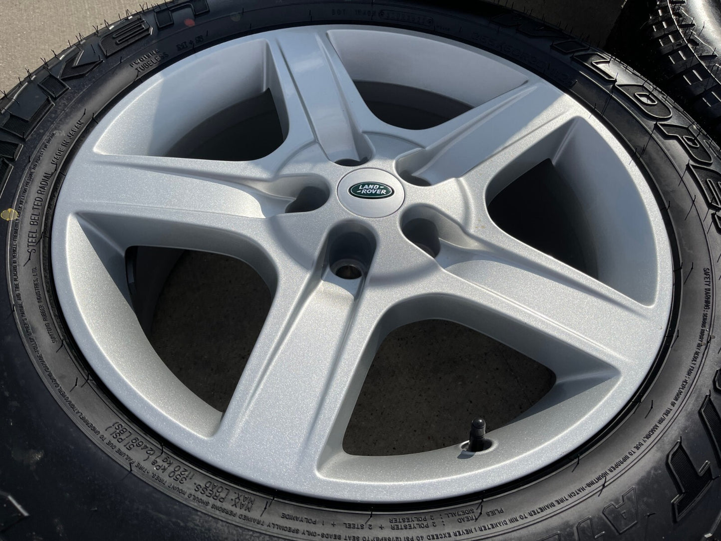 20" Land Rover Defender OEM wheels rims 72352 96980 Range 2023 2024 2025 NEW