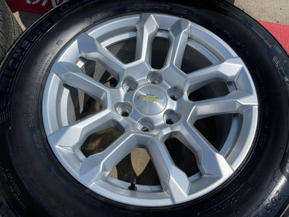 18" Chevy Silverado Suburban Tahoe OEM 14091 wheels rims GMC SET MICHELIN NEW