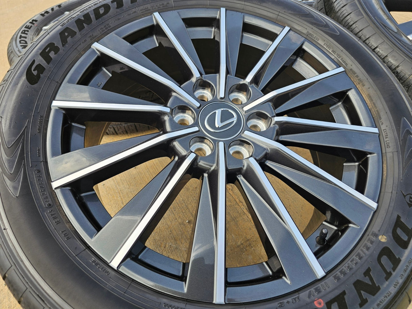 22" Lexus GX550 OEM wheels rims Toyota Land Cruiser Tundra SET 78519 LX600 NEW