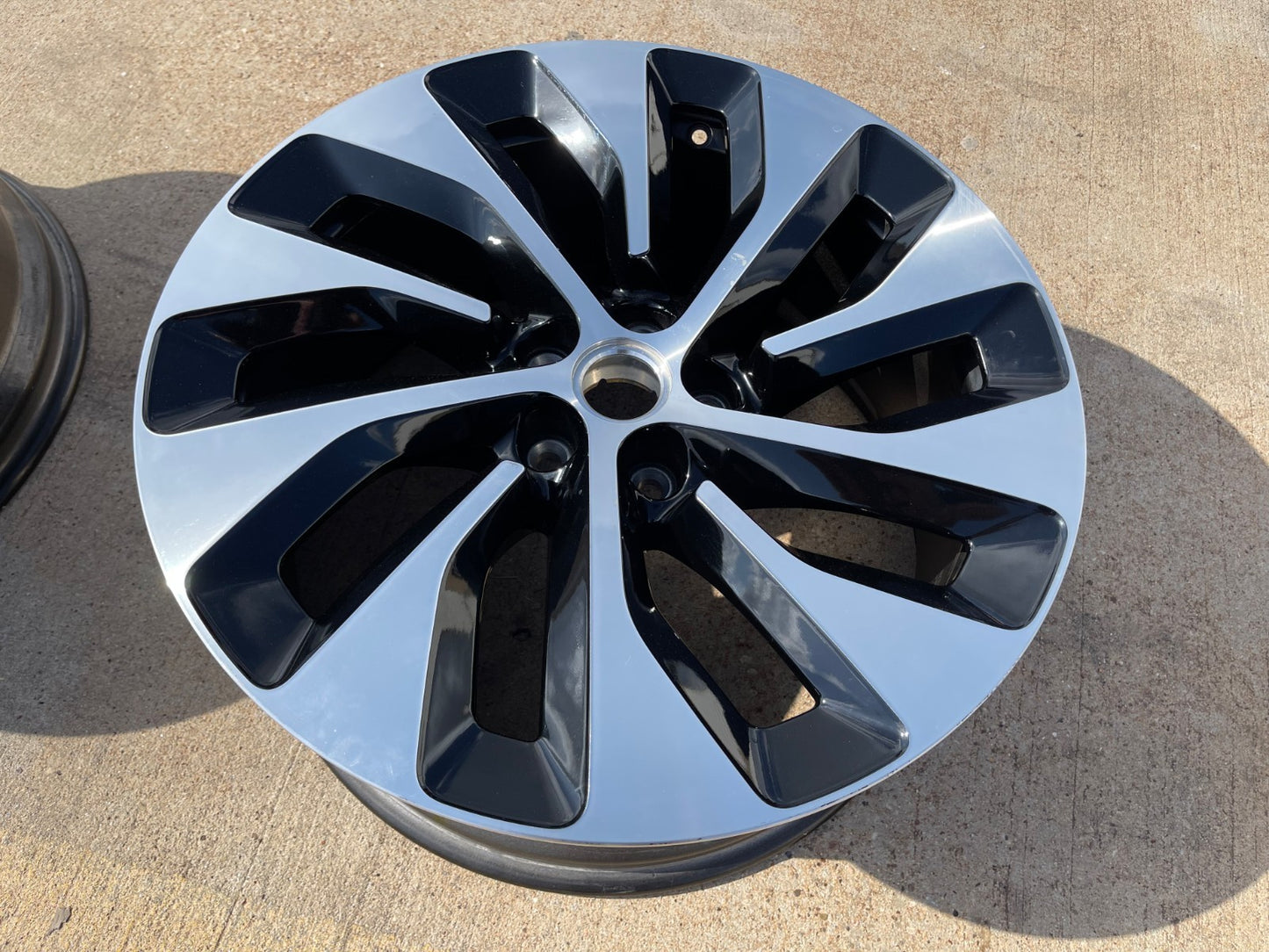21" 21x9.5 Lucid Air OEM 95543 wheel rim 5x120 2023 2024 2025 2026 2027 REAR