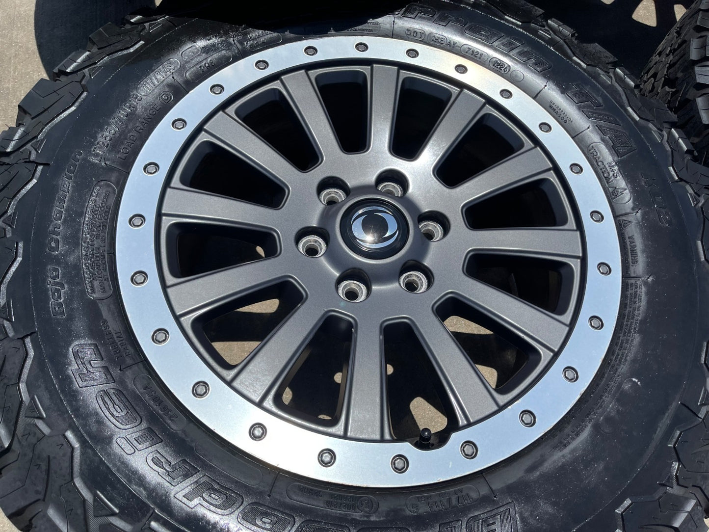 (4) 18" INEOS Grenadier OEM wheels rims Beadlock 2774-1 FITS 2023-2027 NEW BFG