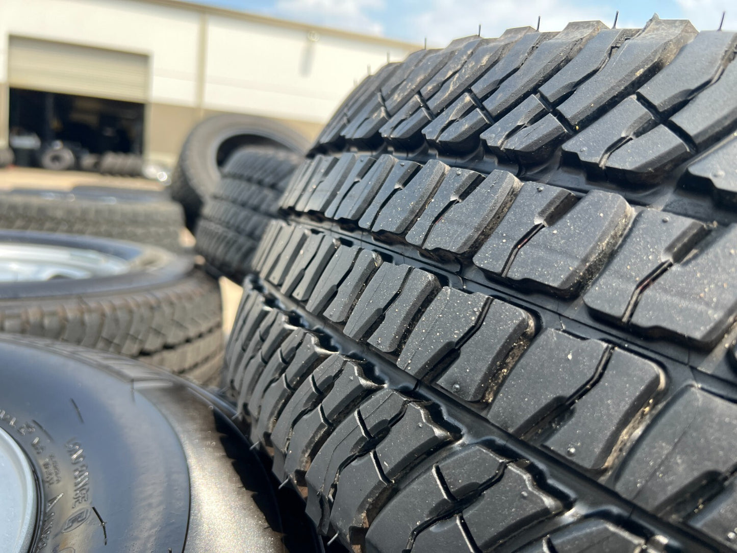 17" Ford F-250 F-350 OEM 3828 wheels rims tires MICHELIN 2023 2024 2025 2026 NEW