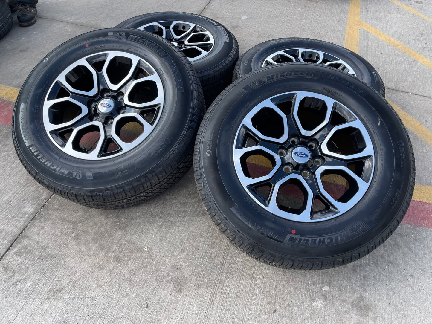 18" Ford F-150 OEM rims wheels 10438 Expedition 2024 2025 2026 2027 MICHELIN NEW