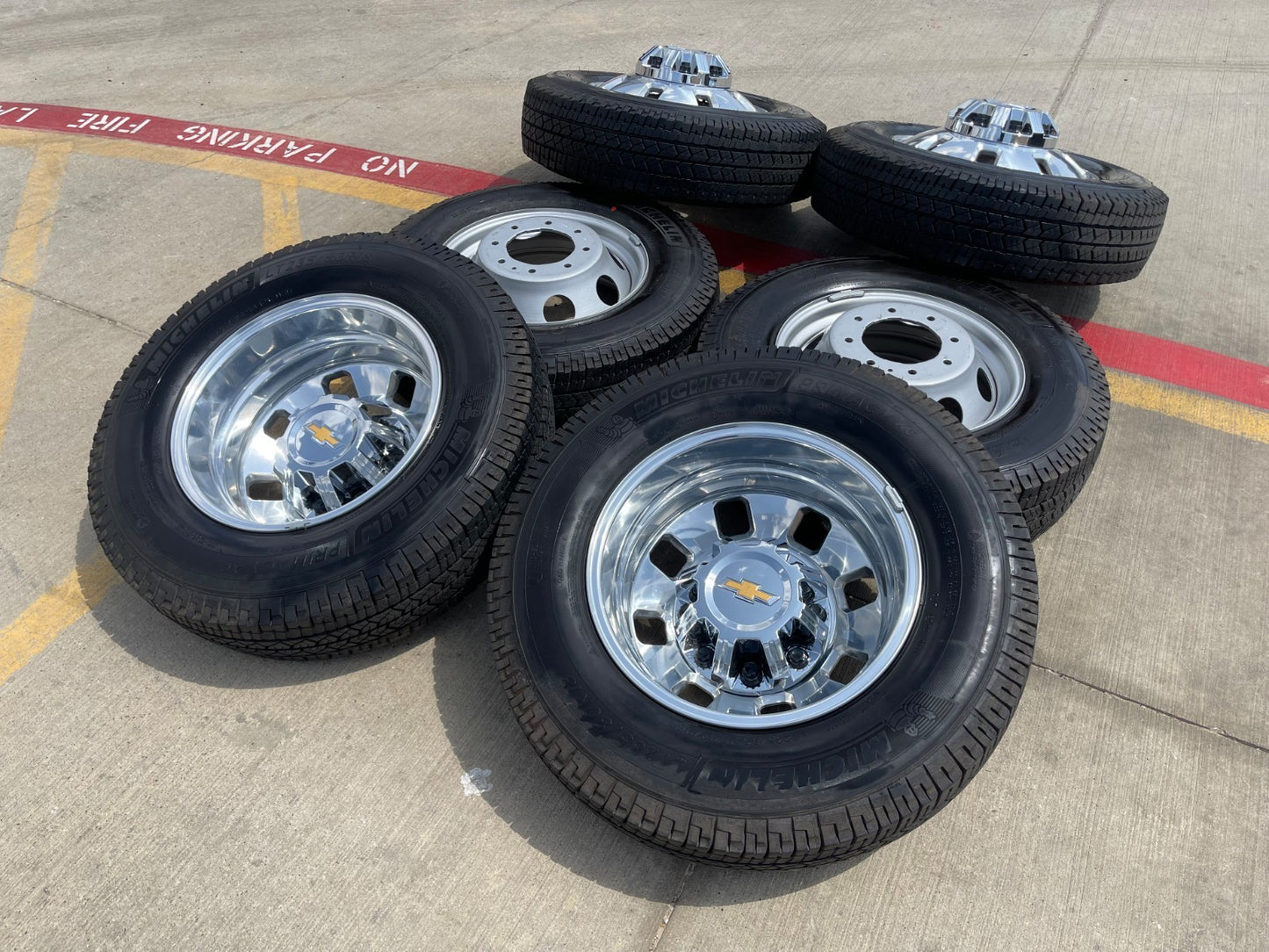 18" Chevy Silverado GMC Sierra 3500 Dually rims wheels OEM 14127 14129 SET NEW