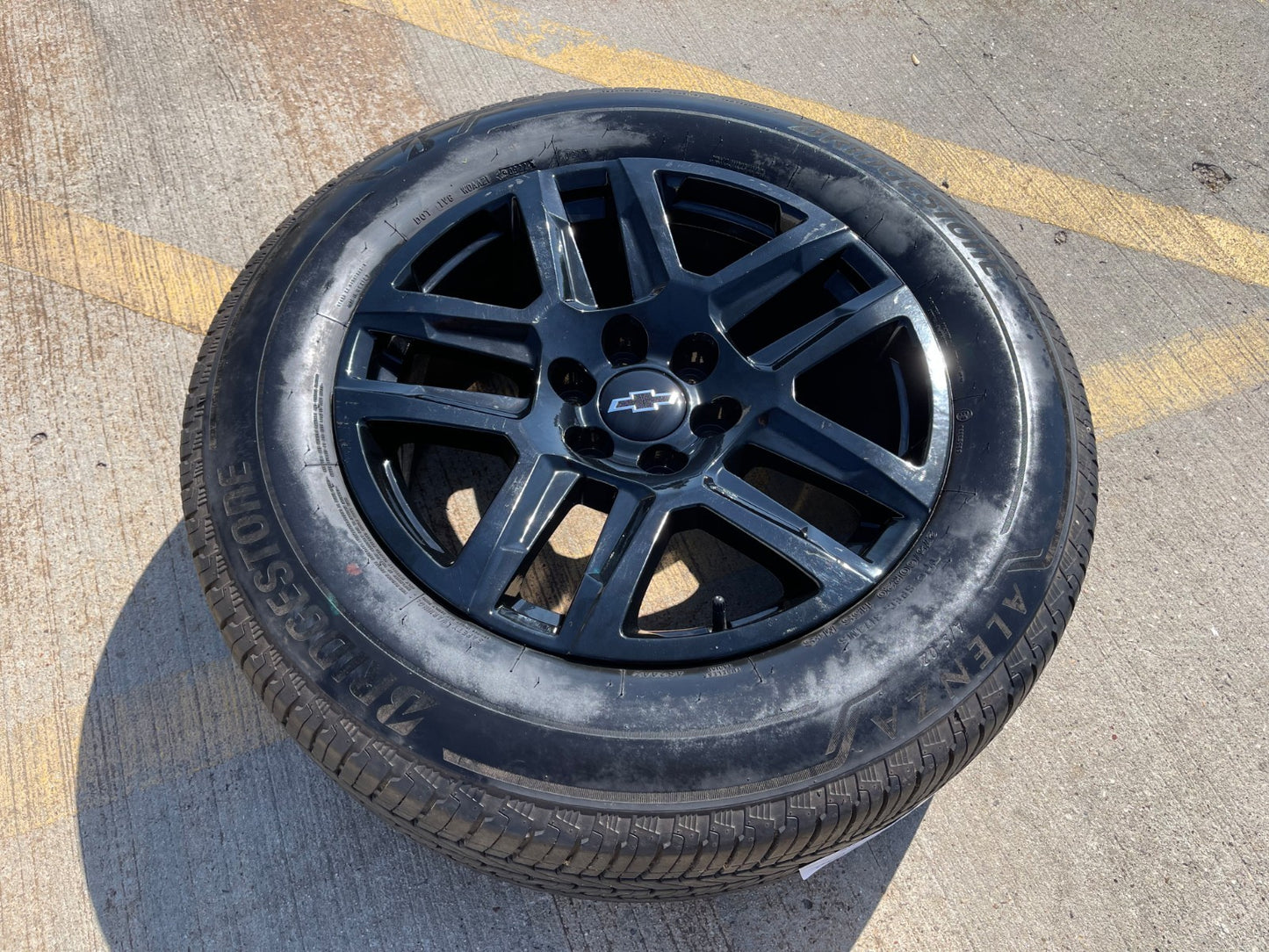 (1) 20" Chevy Silverado Tahoe Suburban ZR2 OEM 5913 wheel rim spare BRIDGESTONE
