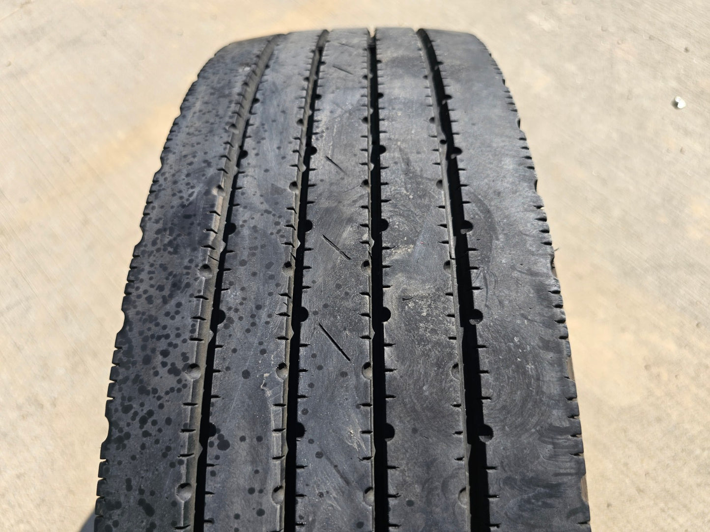 19.5" Ford F-450 Dually F-550 rim RAM 4500 OEM 10x225 spare