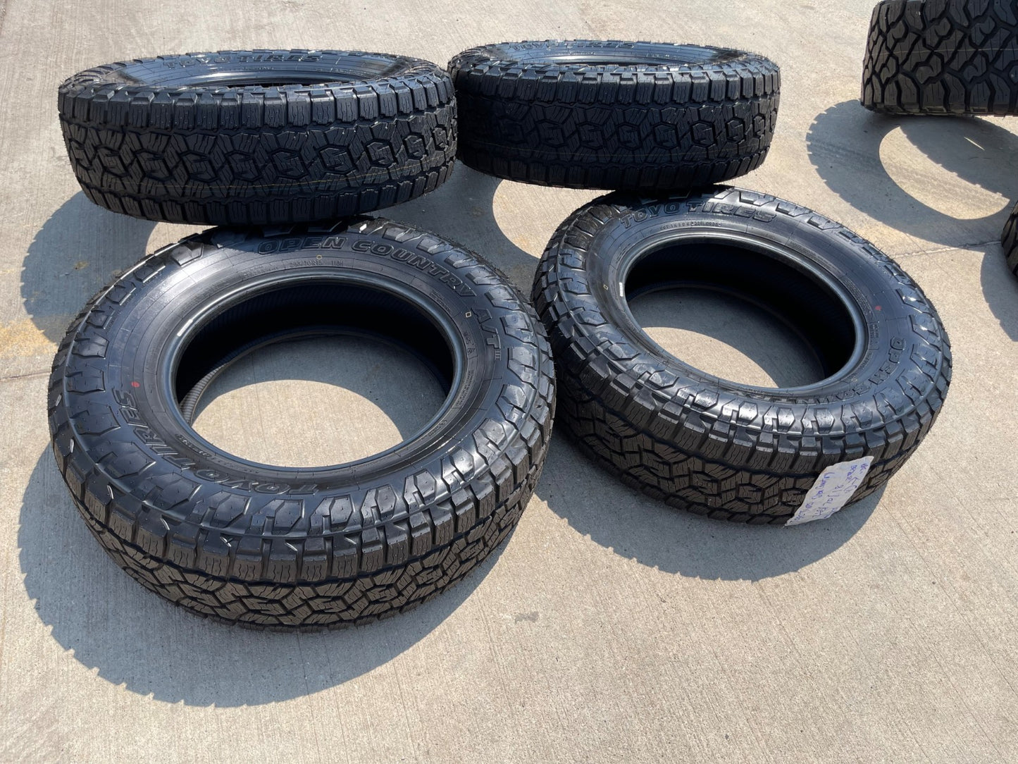 (4) 265/70/18 Toyo Open Country A/T3 tires SET 116H M+S 265/70R18 TAKE OFFS NEW