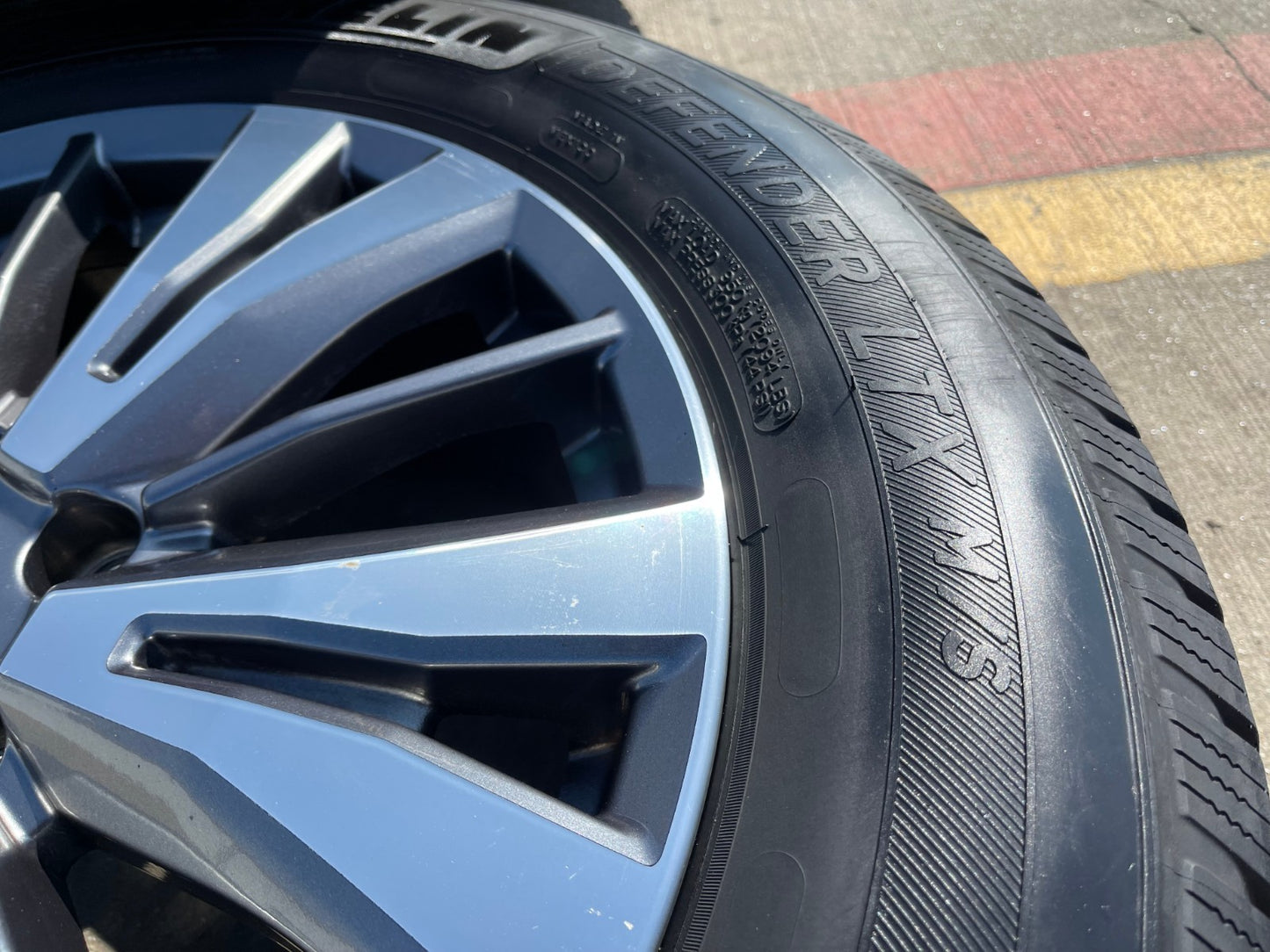 18" Nissan Pathfinder Murano FX35 FX45 QX60 OEM 62742 wheels rims MICHELIN