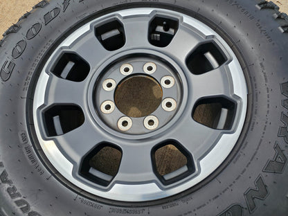 (1) 18" Ford F-250 F-350 OEM TREMOR 10482 rim wheel DURATRAC Spare