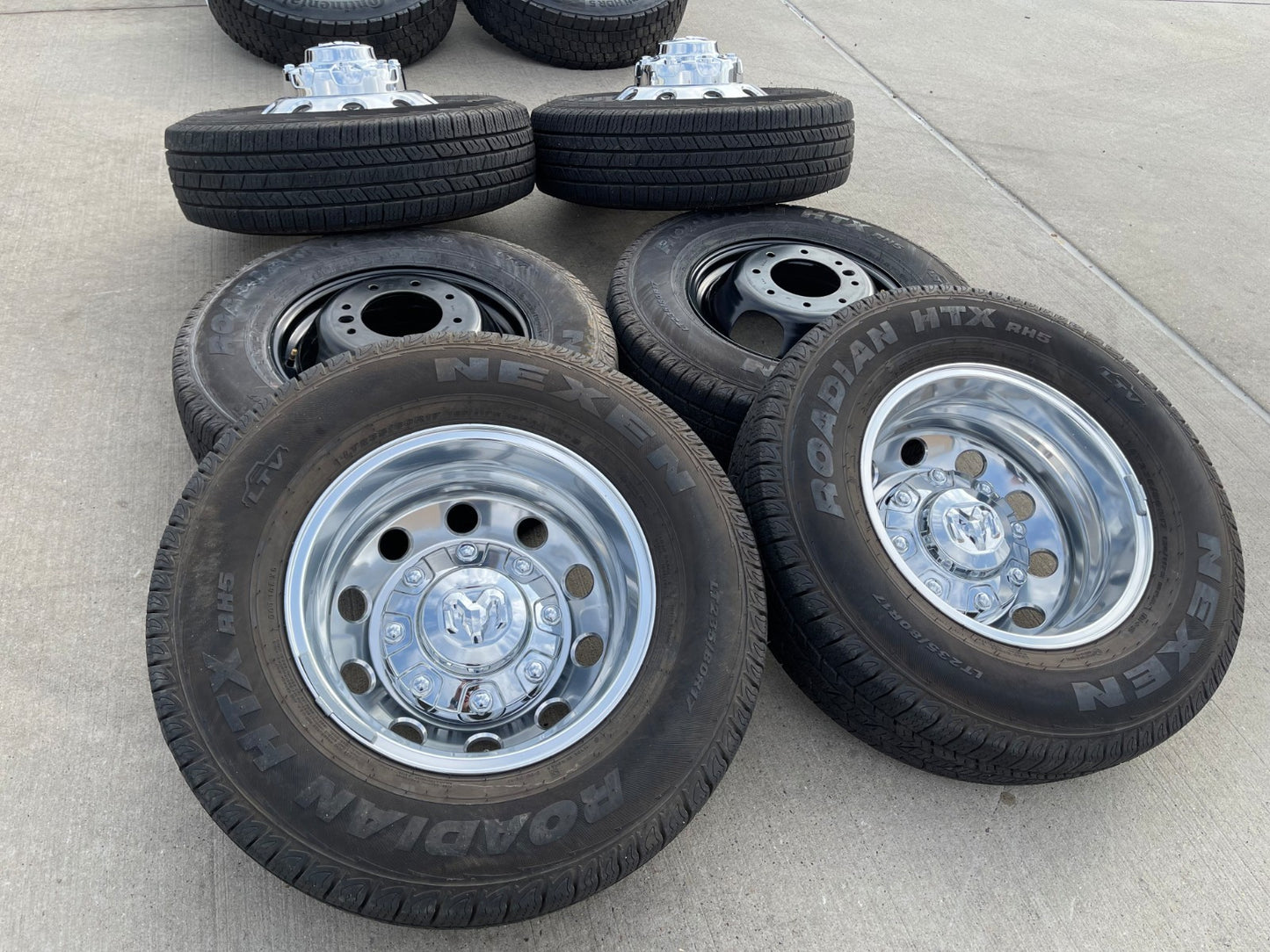 17" Dodge Ram 3500 Dually Laramie 8x200 wheels rims 2701 2702 OEM NEXEN
