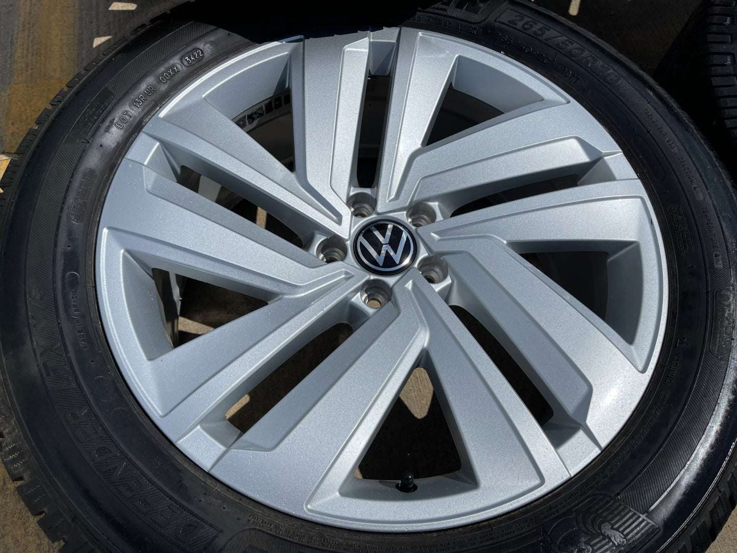 20" VW Atlas OEM wheels rims 70076 Audi Q7 Q8 SET tires MICHELIN
