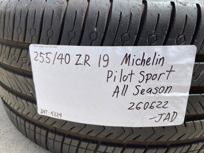 (1) 255/40/19 Michelin Pilot A/S All Season 4 100Y XL 255/40R19 tire